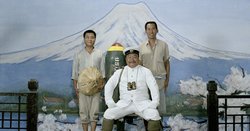 「村と爆弾」画像