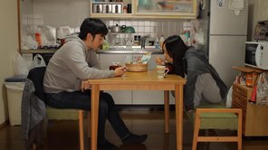 『話したりない夜の果て Days gone by』場面画像1