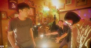 「Storming-外は強風」画像